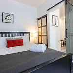 4404-Modern Luxury 2 Bd, Mtl